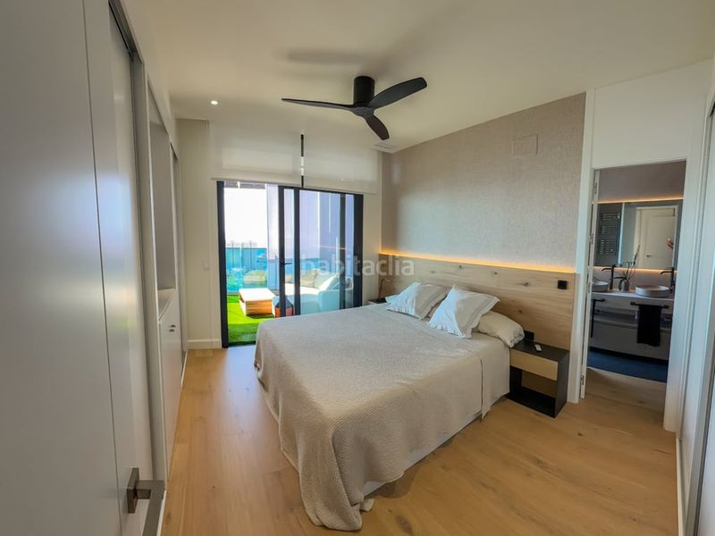 Foto 8a7d9a3e-d7e3-4d09-bc32-374f5a5435be. Apartament amb aparcament piscina a Levante Alto Benidorm