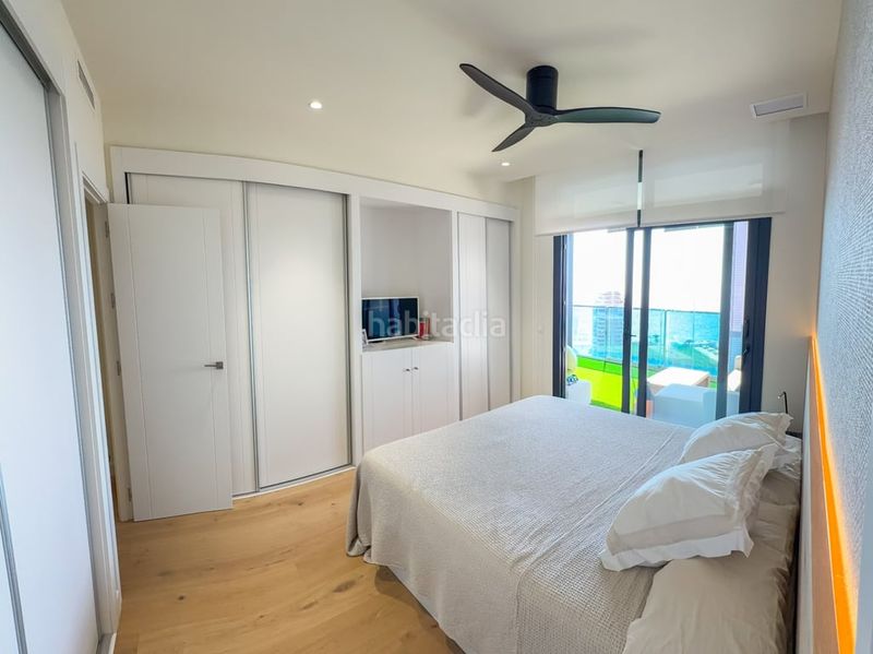 Foto d1673693-b06a-4c5c-b34f-4131e6cfbda8. Apartament amb aparcament piscina a Levante Alto Benidorm