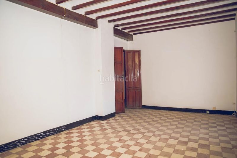 Foto 59a904fe-5315-4cb9-922f-4d3c5882652e. Casa amb piscina a Pego