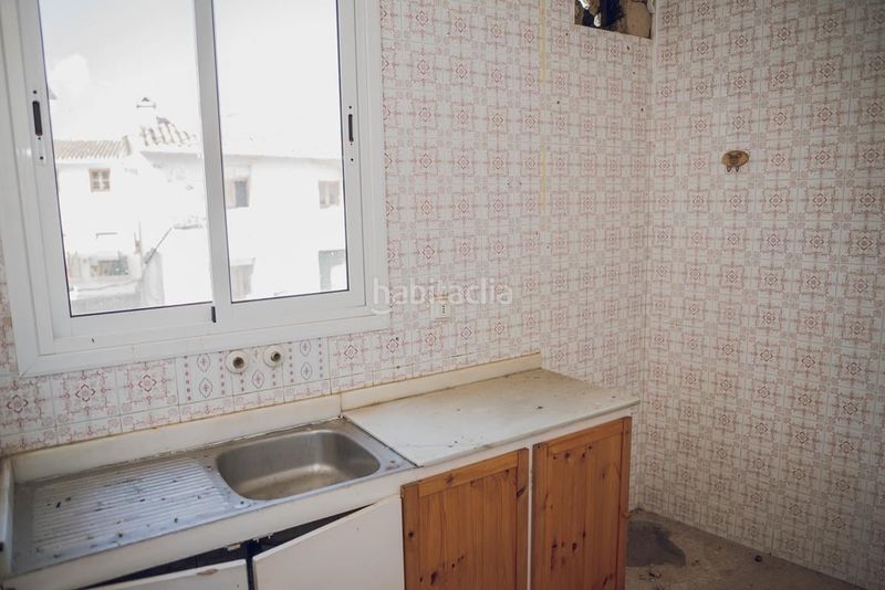 Foto 59ec4c22-86cf-4da2-bb25-3446ff049d87. Casa amb piscina a Pego