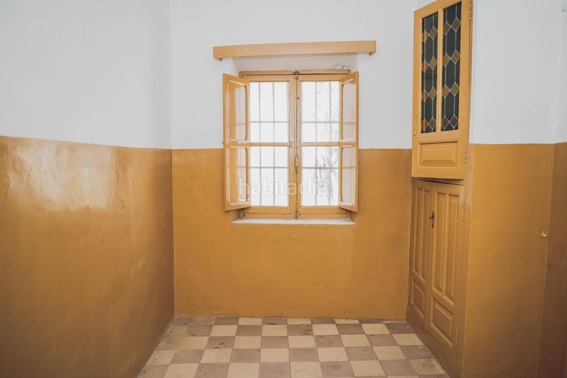 Foto b5f83b60-3397-49dc-9750-aae4da7c93c9. Casa amb piscina a Pego