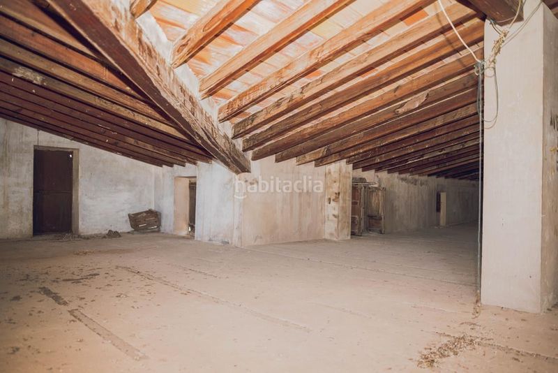 Foto bf263230-4ff7-47c7-811b-fc838f176910. Casa amb piscina a Pego