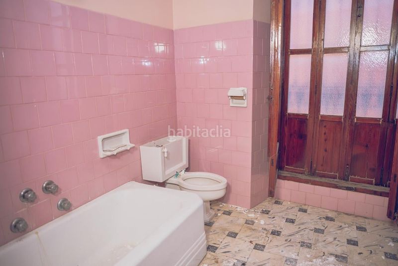 Foto cbdb3b6b-c0f5-47fb-b9be-b3f16dbf5266. Casa amb piscina a Pego