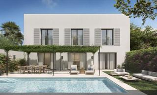 Casa adosada en Sotogrande Alto. Moderna vivienda adosada de 3 habitaciones con piscina y jardín