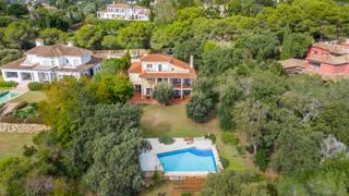 Maison à Sotogrande Alto. Fantástica villa independiente en sotogrande alto con piscina pr
