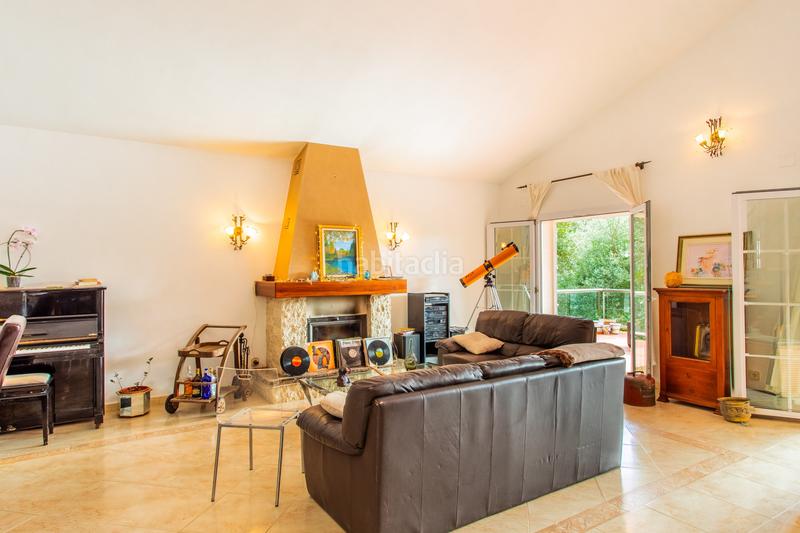 Foto 482f711e-c1b8-49f2-8f92-74f20f59043a. Maison avec chauffage parking piscine dans Sotogrande alto Sotogrande