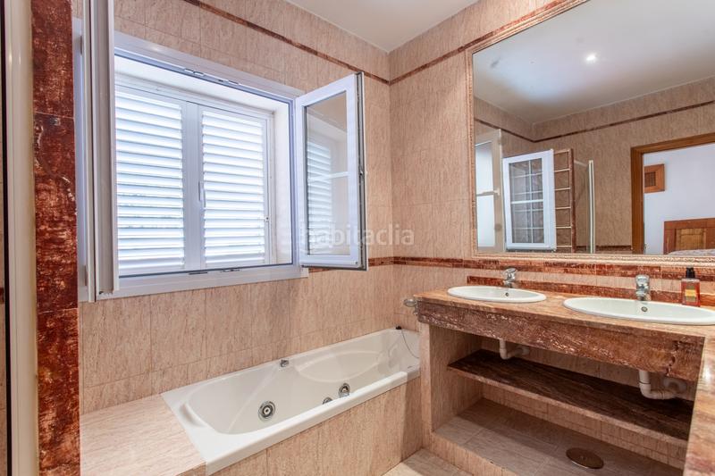 Foto 77a39dc0-4503-4e35-9177-7bc7882b9015. Maison avec chauffage parking piscine dans Sotogrande alto Sotogrande