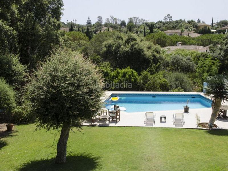 Foto a66f1c16-b747-4f80-aece-ebe902ae2f74. Maison avec chauffage parking piscine dans Sotogrande alto Sotogrande