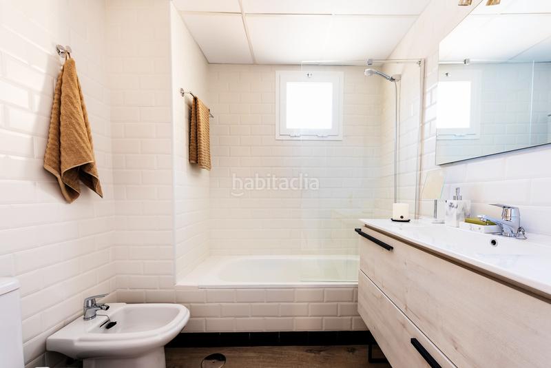 Foto 956e82e3-c6f4-482c-bc7d-23eb77daf956. Apartamento  de 3 habitaciones en complejo residencial en Manilva