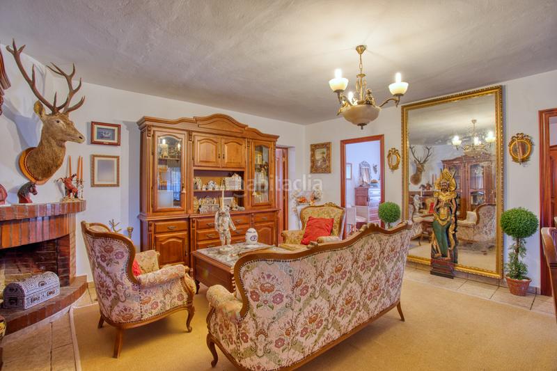 Foto f74f7fc5-018a-433f-800e-905b3c72badf. Haus mit parking in San Martín del Tesorillo