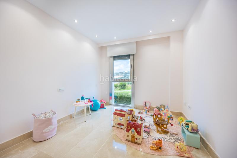 Foto 3b0a8c0b-1c13-4741-be9e-d0e1632e7b53. Apartamento  con amplia terraza y vistas al mar en la paloma en Manilva