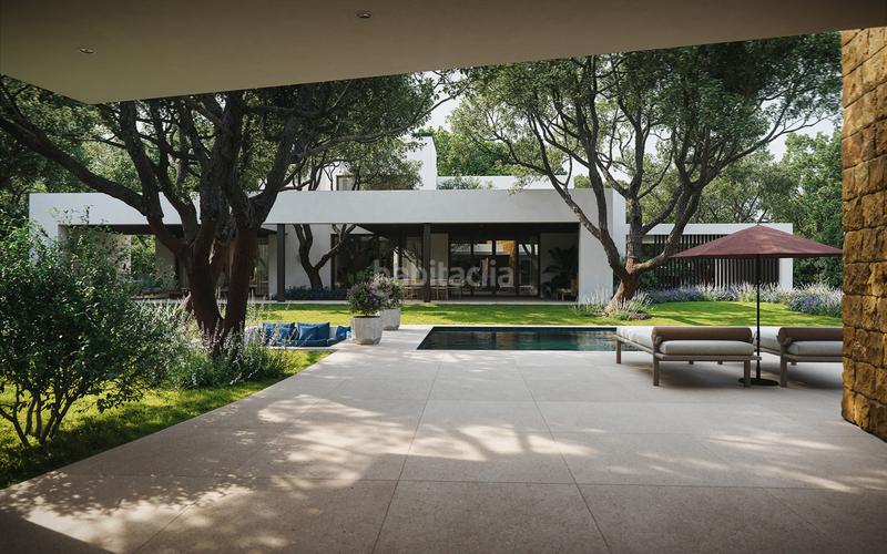 Foto 002a9773-339b-4dd3-896c-3916b5657a35. House with heating parking pool in Sotogrande alto Sotogrande