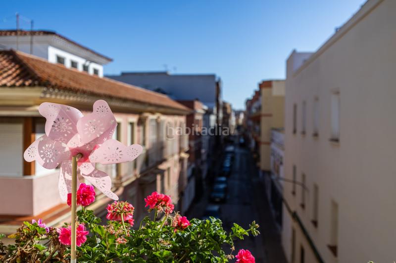 Foto 4a9f43e9-9619-4ff4-93a0-583279c7069b. Ático  dúplex con vistas panorámicas en el centro de la línea en Línea de la Concepción (La)