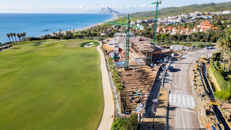 Foto 82d16e65-32ea-4171-b7c6-d1c821231d8f. Casa exclusiva villa de lujo en 1 línea de golf y con vistas panorámicas al mediterráneo en La Alcaidesa