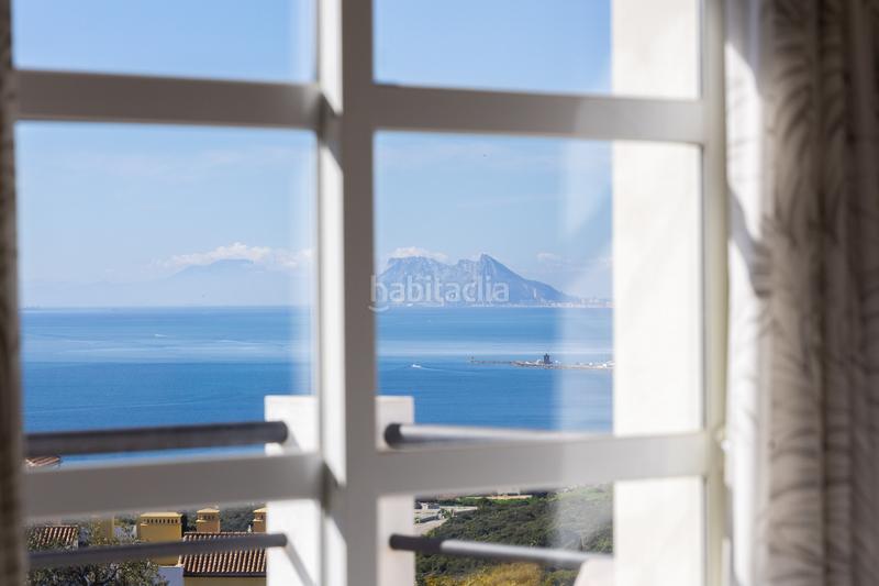 Foto 0a8705df-32d7-4dde-805e-1a3ddbcfa910. Casa aparellada amb calefacció piscina a Chullera Manilva