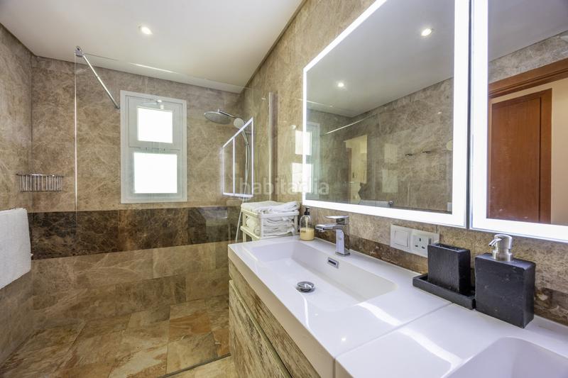 Foto 6e707fdf-e7af-488d-8d9d-54ef66743f5c. Casa aparellada amb calefacció piscina a Chullera Manilva