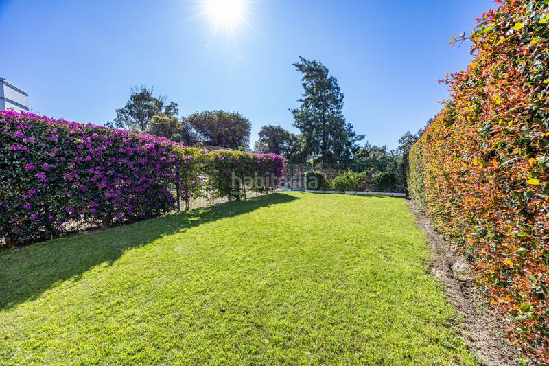 Foto 7e24e7ef-f181-47bf-9e2b-b16406d28c39. Casa aparellada amb calefacció piscina a Chullera Manilva