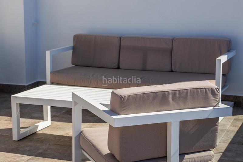 Foto f7fa9aea-35b3-4bb2-a1c1-795b4253e5be. Casa aparellada amb calefacció piscina a Chullera Manilva