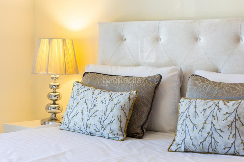 Foto f92106a1-a6ee-43fa-b063-d30f384a7939. Casa aparellada amb calefacció piscina a Chullera Manilva