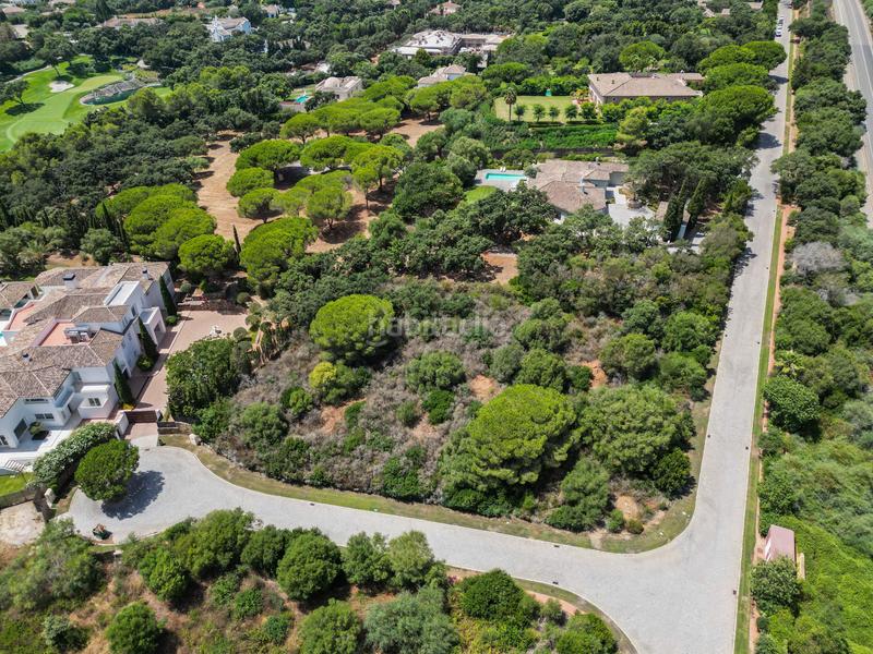 Foto 0858f194-bfed-4db3-9200-b8816b01c4c1. Terreno residencial parcela en la exclusiva urbanización altos de valderrama, en Sotogrande
