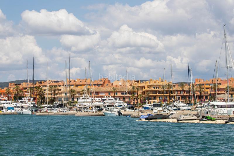 Foto 2c0a984a-0df8-4099-89c9-aa1112671289. Terreno residencial parcela en la exclusiva urbanización altos de valderrama, en Sotogrande