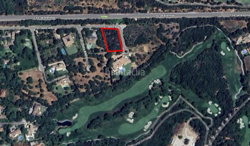 Foto b8118f4e-e1b0-4d53-8866-be32aa04a084. Terreno residencial parcela en la exclusiva urbanización altos de valderrama, en Sotogrande