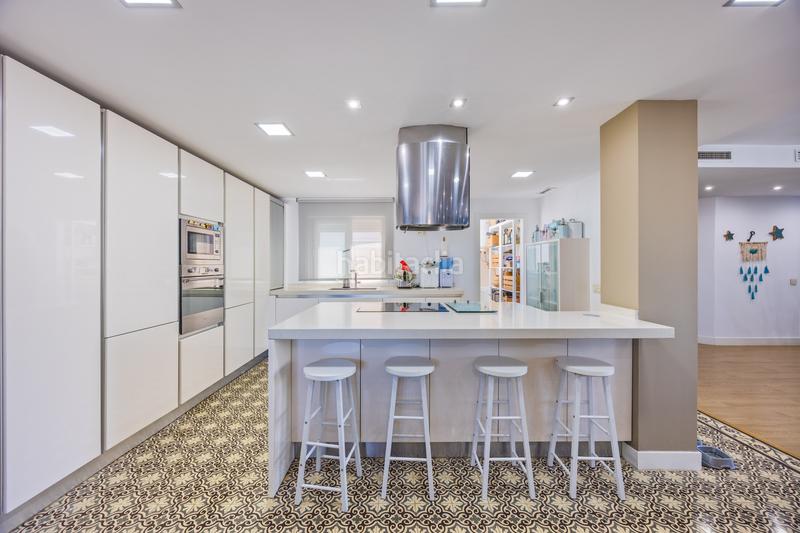 Foto bfe6e723-0286-4b84-9520-d0e06dec3c2f. Dachwohnung mit heizung parking in Huerta Fava-Santiago Línea de la Concepción (La)