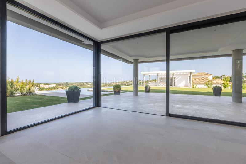 Foto 3069d4e4-c140-4a32-9164-d7f01663b050. Haus mit heizung parking pool in Sotogrande alto Sotogrande