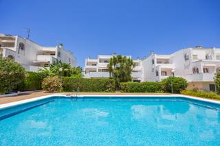 Àtic a San Enrique-Guadiaro-Pueblo Nuevo. Ático duplex de 2 habitaciones en jardines de sotogrande, costa