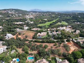 Terreny residencial a Sotogrande Alto. Conjunto de 3 parcelas en los altos de valderrama