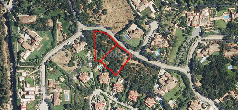 Foto 453f525e-9840-47c0-bb1d-b95b5bc4eb92. Terreno residencial conjunto de 2 parcelas en los altos de valderrama en Sotogrande
