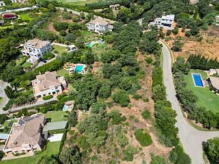 Terreno residencial en Sotogrande Alto. Parcela de 2.180 metros cuadrados en los altos de valderrama