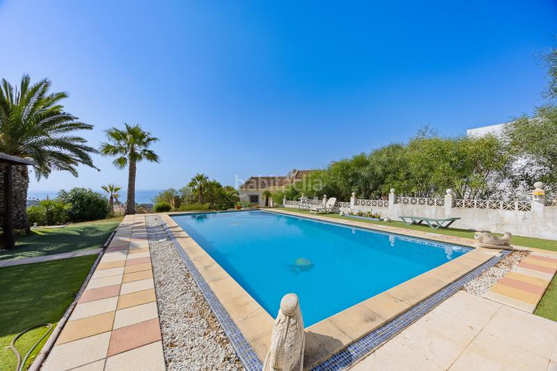 Foto 03f20c4b-2da4-405d-a22e-09d0aeafd117. Casa amb aparcament piscina a Torreguadiaro-San Diego Sotogrande