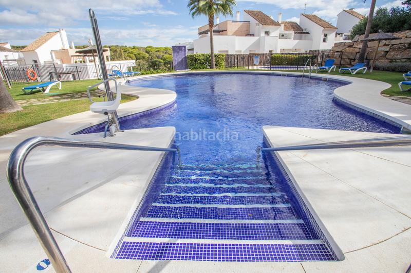 Foto a7aed205-ef43-4ca5-96ba-6418a7d60297. Apartamento  muy luminoso de 3 habitaciones, terraza, piscina comunitaria y pista de padel en La Alcaidesa
