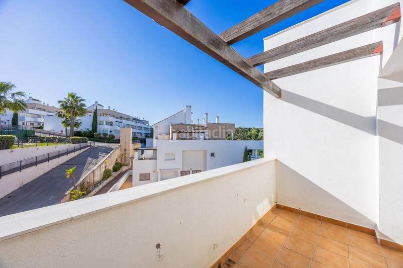 Foto bdbe279c-5b50-4b92-a9cc-863f988bc4c5. Apartamento  muy luminoso de 3 habitaciones, terraza, piscina comunitaria y pista de padel en La Alcaidesa