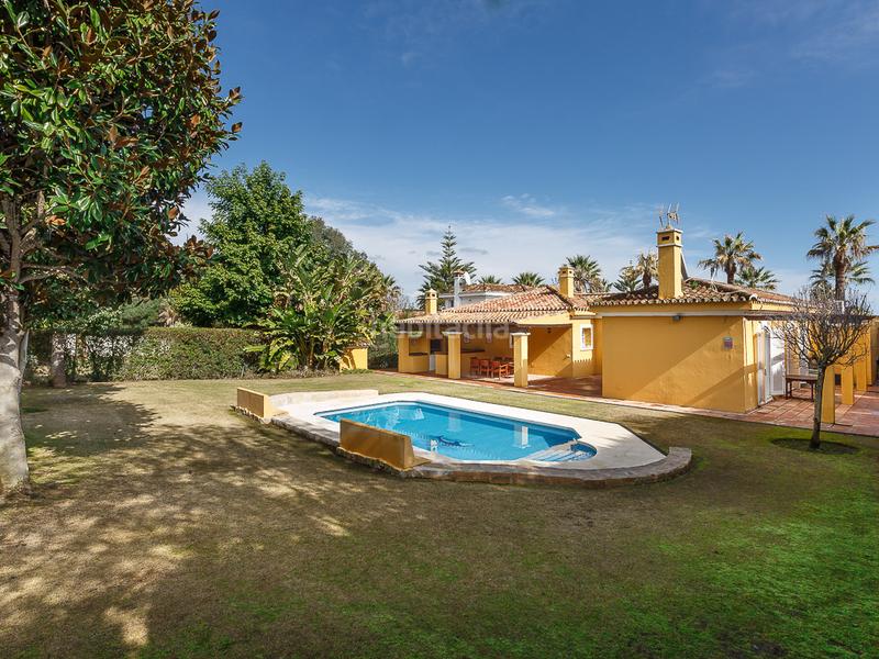 Foto 341da1b1-7982-421d-a585-e97ba3431388. Casa magnífica y cómoda villa de 3 habitaciones y de una planta costa con piscina privada en Sotogrande
