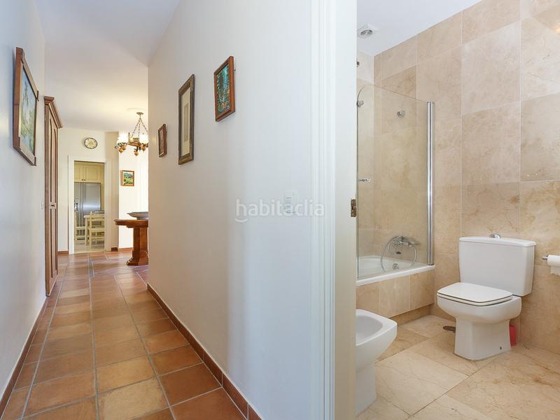Foto 434921f7-e4c2-41cc-bd29-73223fa3630e. Casa magnífica y cómoda villa de 3 habitaciones y de una planta costa con piscina privada en Sotogrande