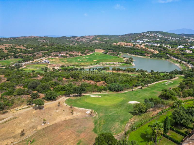 Foto c2af29a0-6e09-451c-861d-d9098ef6184e. Casa adosada  en 1 línea de golf en Sotogrande alto Sotogrande