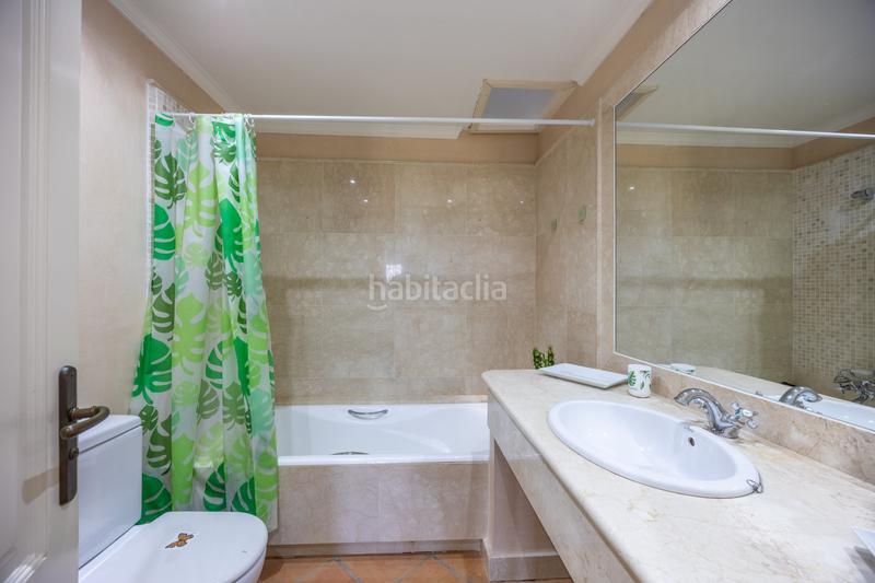 Foto d14a08d7-7467-456e-b927-0551315d0a7b. Casa adosada  en 1 línea de golf en Sotogrande alto Sotogrande