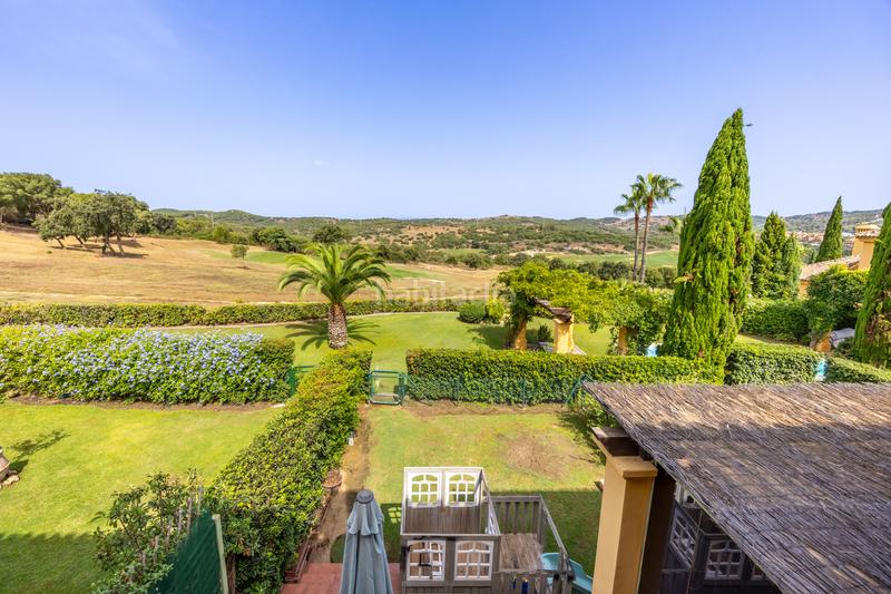 Foto e0056d41-9412-4f01-a539-e63376d03c3c. Casa adosada  en 1 línea de golf en Sotogrande alto Sotogrande