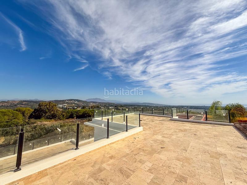 Foto 0b0580e6-d49a-41c6-9d60-aaa53064eb25. Casa con parcheggio piscina in Sotogrande alto Sotogrande