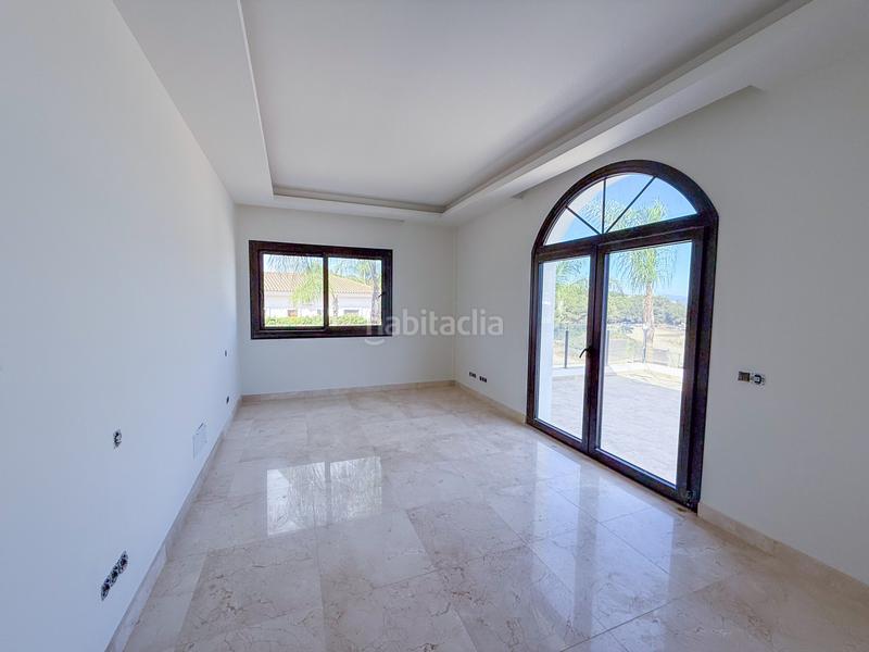 Foto 0f7c810c-4567-4ffd-bdb2-d422fc8180e7. Casa con parcheggio piscina in Sotogrande alto Sotogrande