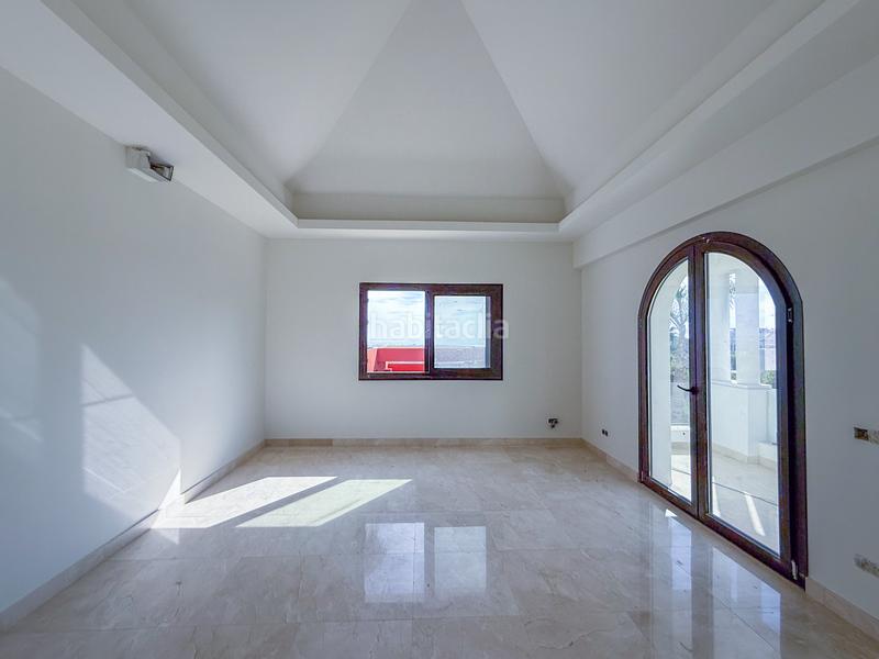 Foto b77eb8ef-e720-4886-bb25-6e9e44fcf54b. Casa con parcheggio piscina in Sotogrande alto Sotogrande