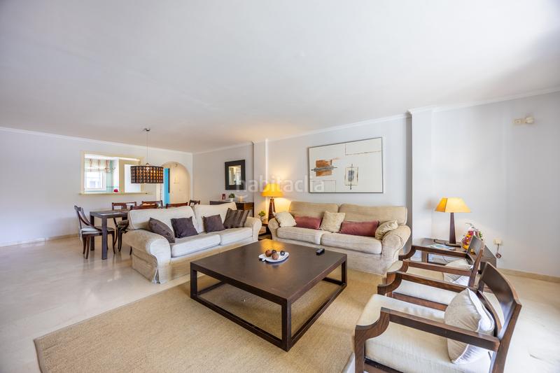 Foto 530338f9-9885-4831-943b-b6e2a883c76e. Appartement mit pool in puerto de Sotogrande-la marina Sotogrande