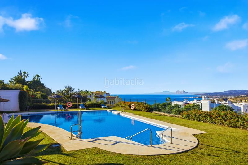 Foto 0aeed0b1-5d53-469d-ba1b-ad7d07744469. Casa adossada amb piscina a Chullera Manilva