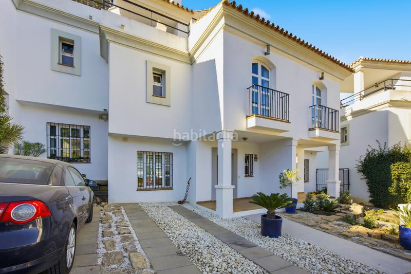 Foto 526b0e00-608d-449a-ba35-759f58f9e0a2. Casa adossada amb piscina a Chullera Manilva