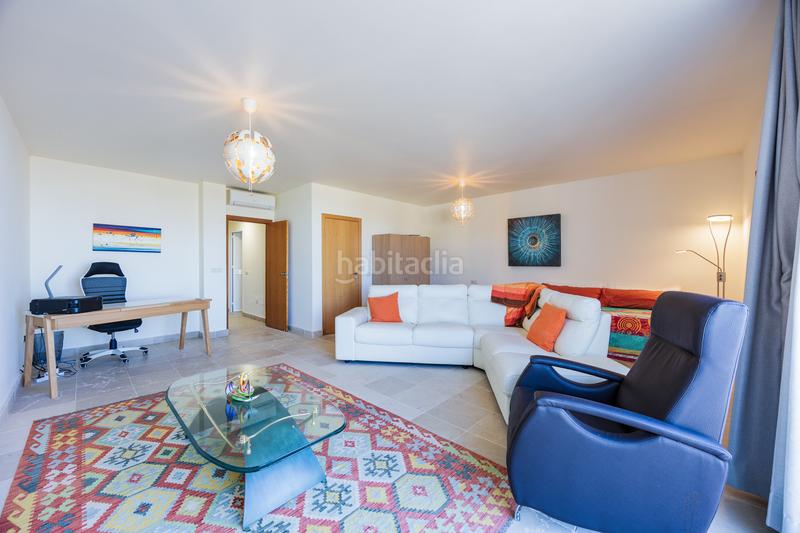 Foto 8f16d6cd-78e0-47af-a893-19ef321fbe3a. Casa adossada amb piscina a Chullera Manilva