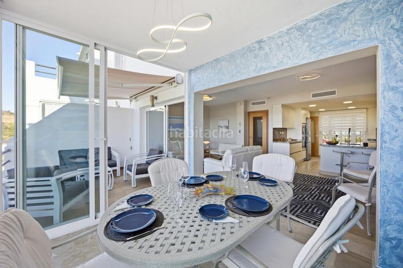 Foto ad059b2d-1c03-4f0a-923f-394413328b7a. Casa adossada amb piscina a Chullera Manilva