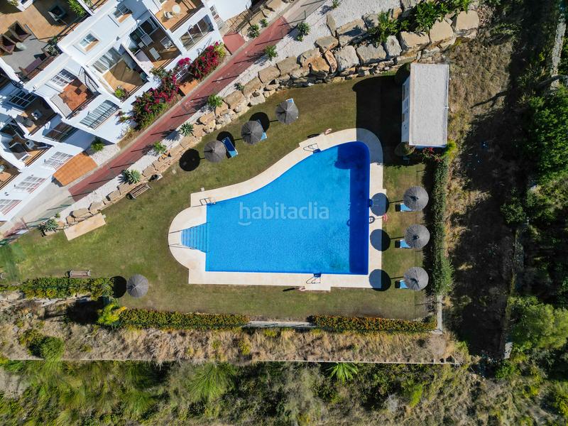 Foto c4b3f376-03cb-4a2e-9aaa-c30607576d94. Casa adossada amb piscina a Chullera Manilva