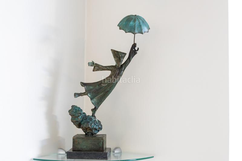 Foto c982810d-aa6b-40cf-919a-71194bedc321. Casa adossada amb piscina a Chullera Manilva